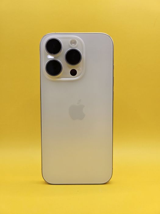 iPhone 15 Pro Natural Titanium 256 GB Sănătate Baterie 89%