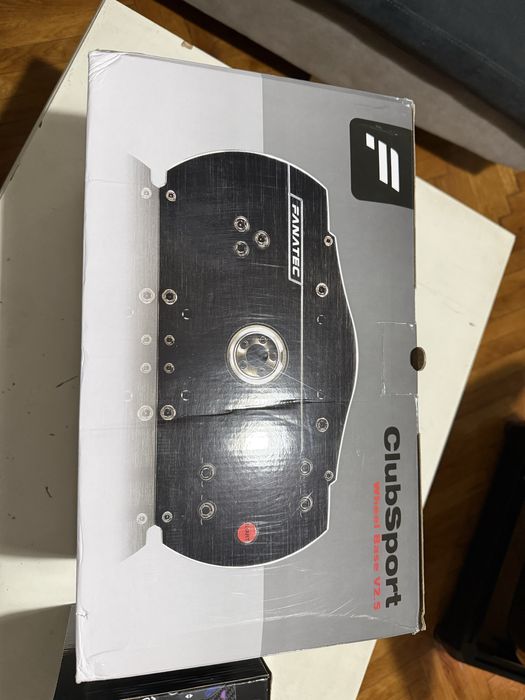 Fanatec ClubSport V2.5 база + Fanatec ClubSport V2.5 волан