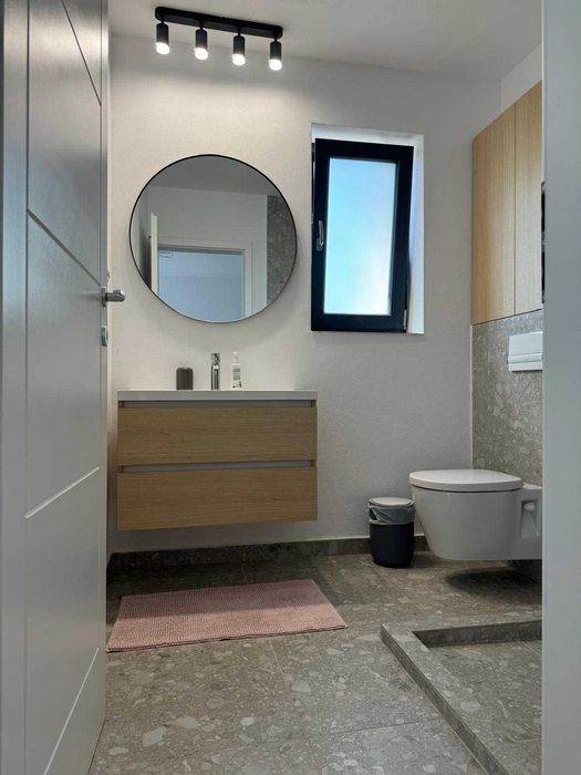 Închiriere casă complet mobilată, 3 dormitoare, prima închiriere