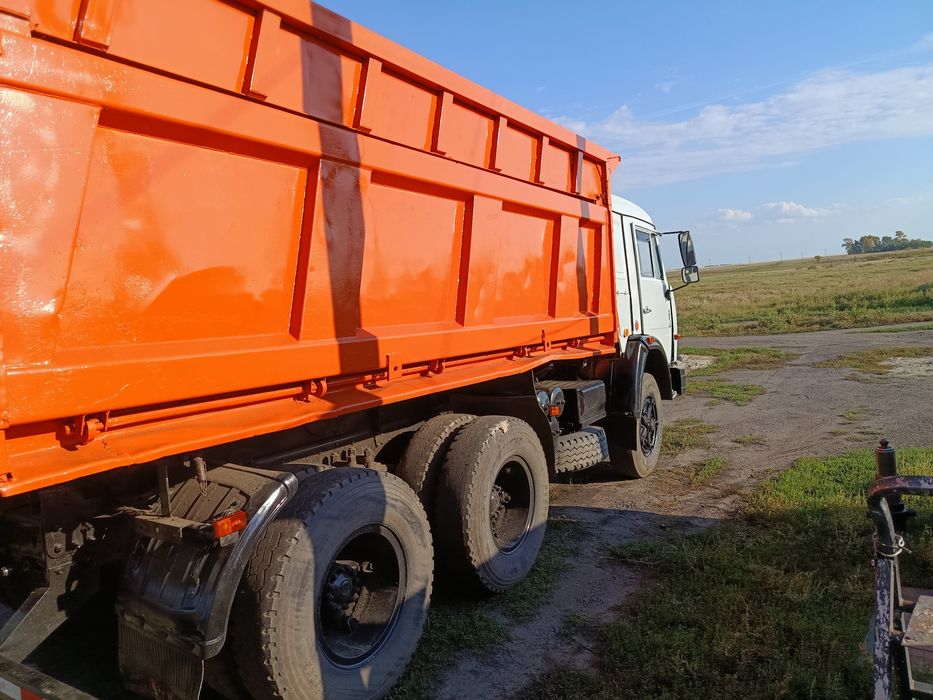 Продам КамАЗ самосвал