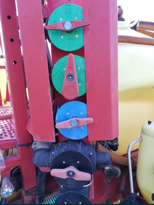 Instalatie de erbicidat  Hardi Commander