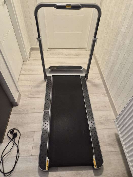 Banda alergare pliabila KingSmith WalkingPad R2, viteza max 12km/h, aplicatie mobila, negru