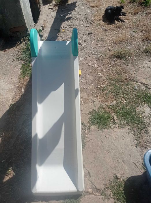 Количка Кангуро Сара и Детска пързалка