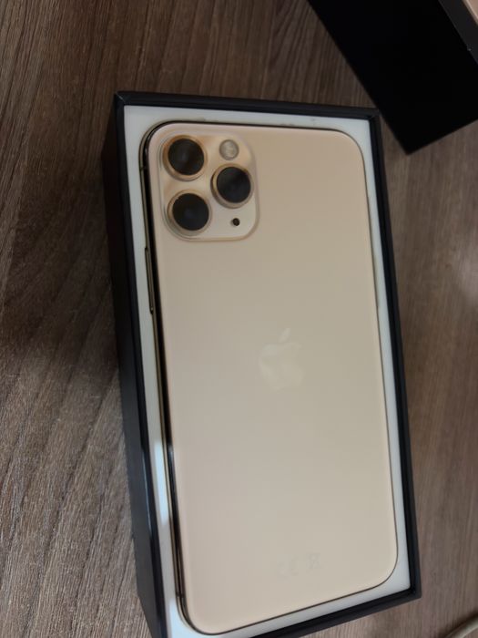 Продам Iphone 11 pro