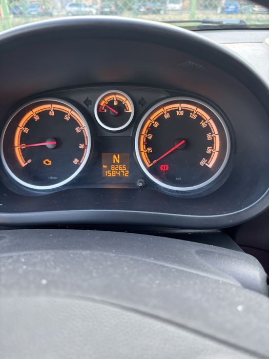 Opel corsa 2001 г. Автомат изитроник