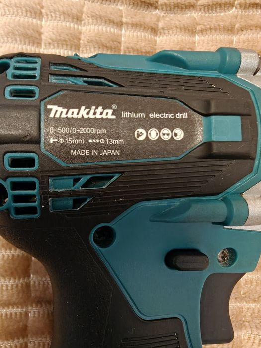 Набор инструментов Makita.