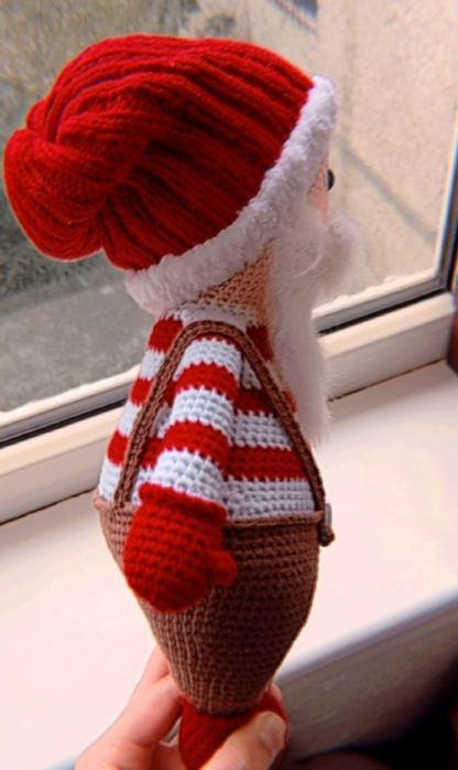 Вязаная игрушка самодельная