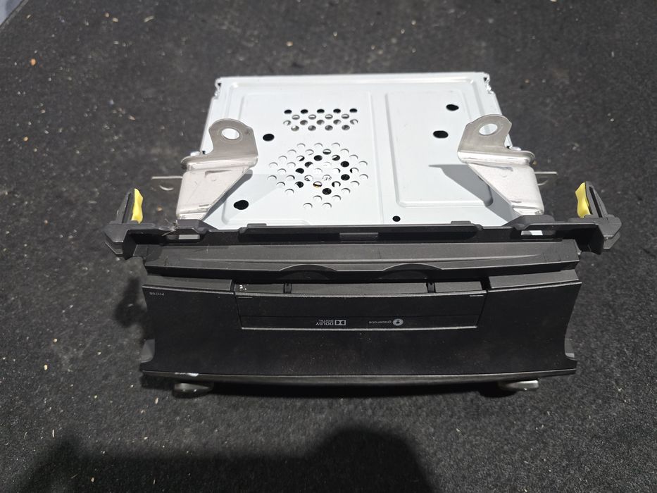 Navigatia radio lexus is300h 2013-2023 impecabila fara defecte