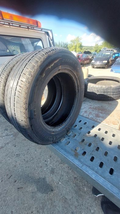 2 buc anvelope 235 65 17 Vara 50%