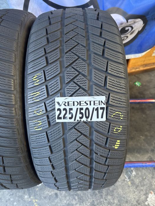 225/50/17 Vredestein M+S
