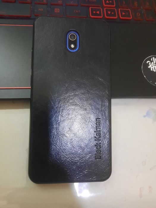 Продам телефон REDMI 8A