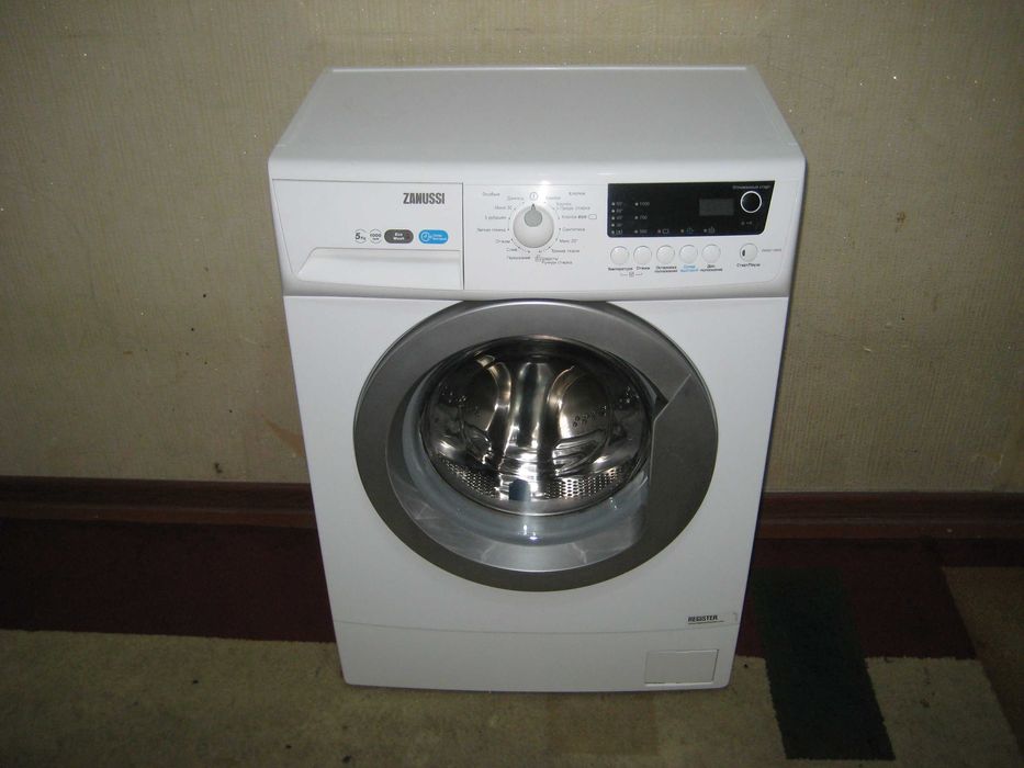 Кир мошина ZANUSSI 5кг автомат зур ишлиди айби йук деярли янги холатда