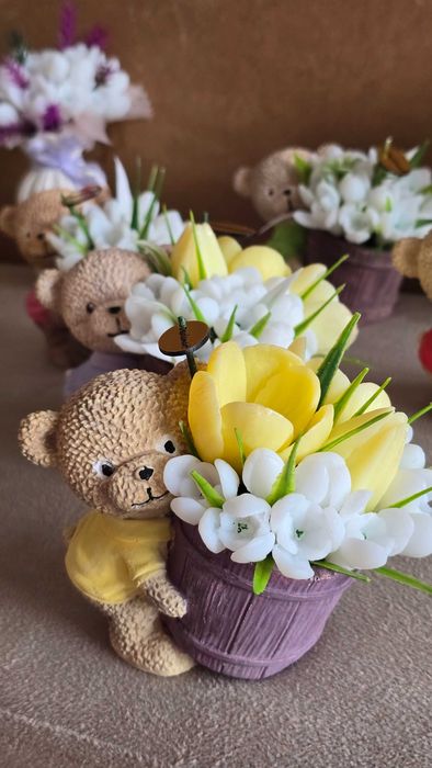 Мече с кокиче от сапун