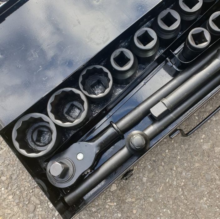 Trusă tubulare de impact cu 12 colțuri