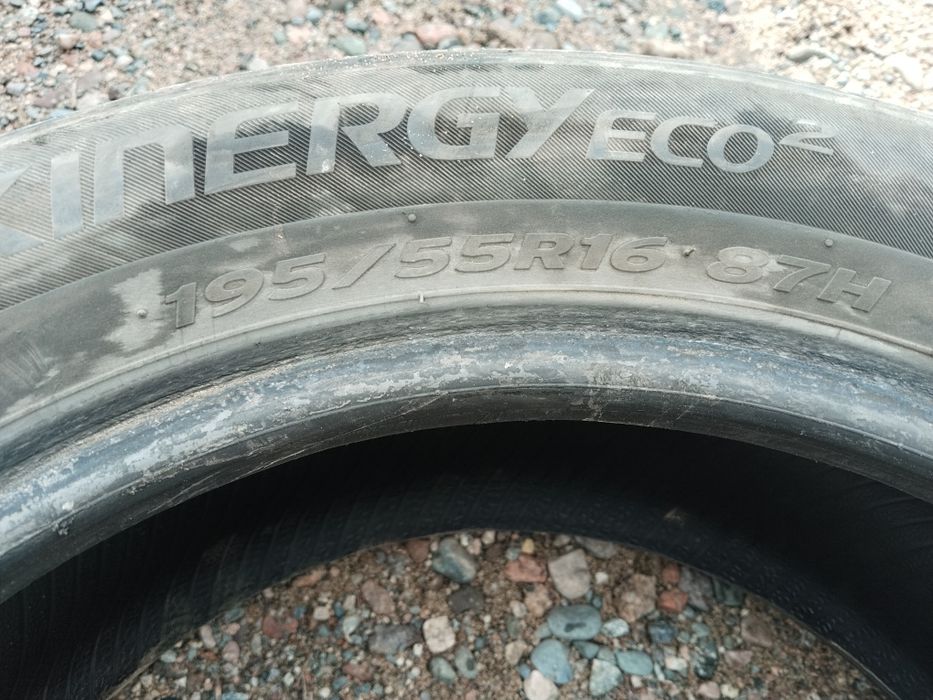 Продам шины комплект Hankook 195/55/16