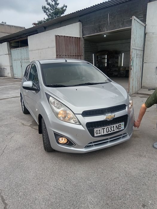 Spark 2015 avtomat gaz bor