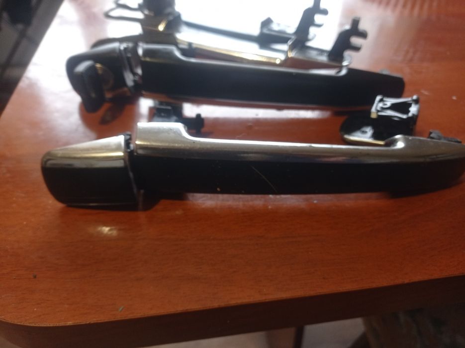 Дверные ручки на Мерседес