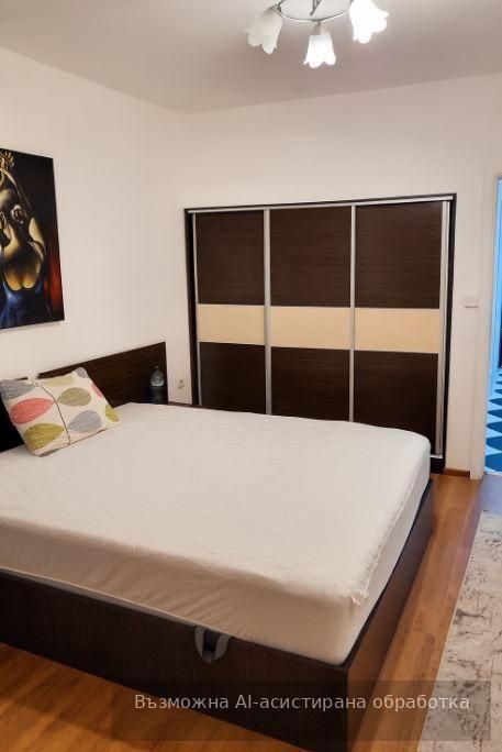 Тристаен апартамент в района на Завод Дружба!