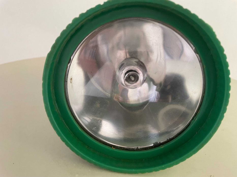 anterna ELBA cu baterii bec pt drumetie RSR Romania lampa veche verde