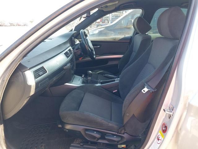 На части бмв е90 320  173кс н45