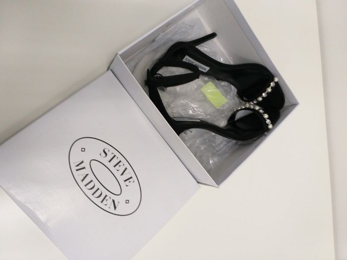 НОВИ Обувки перли камъчета GUESS, SteveMaden, 39, черни, розово злато