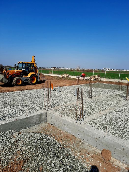 Buldoexcavator De Inchiriat