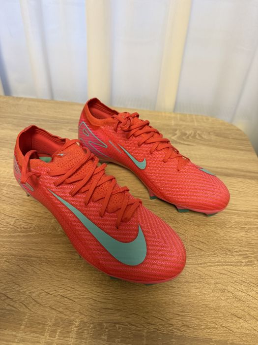 Vand Ghete fotbal marimea 44 Nike MERCURIAL  PRO!