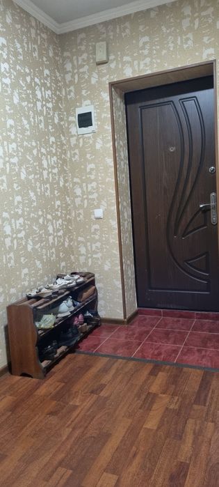 Продается 4х комнатная квартира на Сергели 8 на 1 этаже 9этажного дома