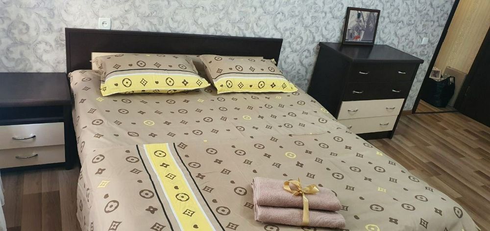 ~(Актепе). Улучшенная планировка, 1/2/5, с ремонтом и обстановкой~