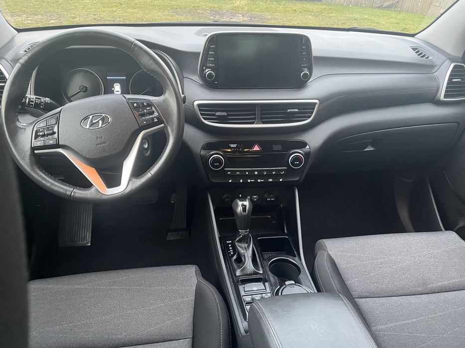 Hyundai Tucson 2019 28000 km Premium
