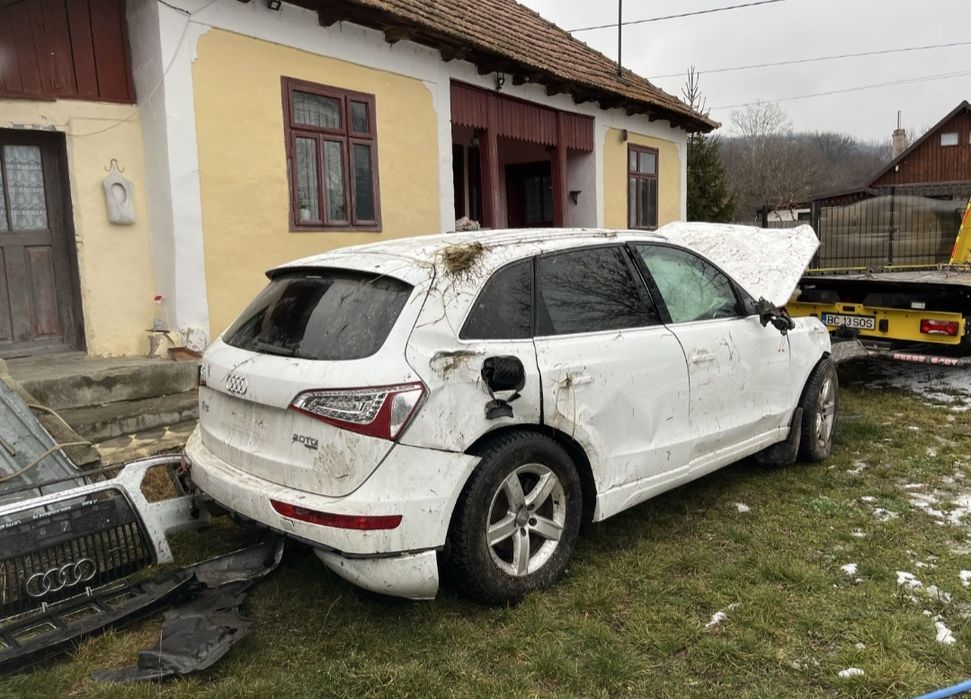 Dezmembrez audi q5 2.0 tdi euro 5 cutie automata