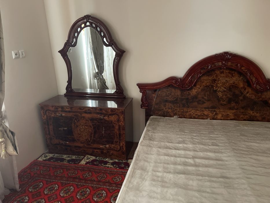 Срочна Спалний гарнитур