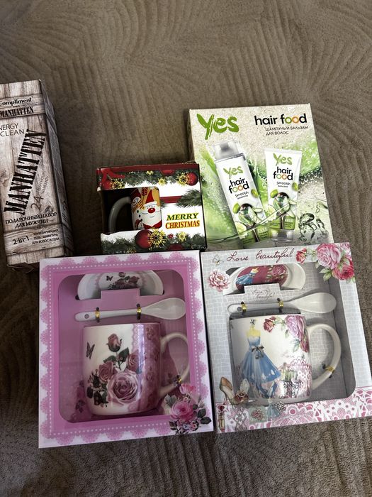 Отдам даром посуда косметика