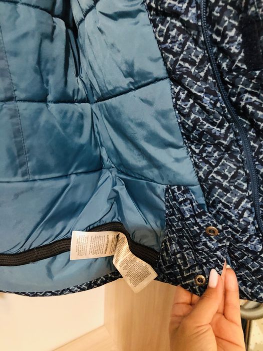 Продам куртку для мальчика