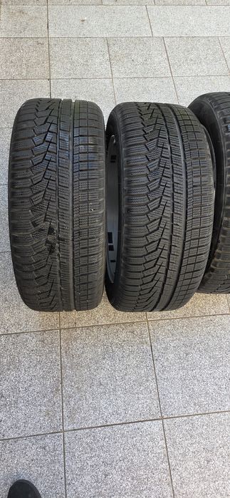 Оригинални джанти 17 цола с чисто нови гуми 225/50/17 за BMW