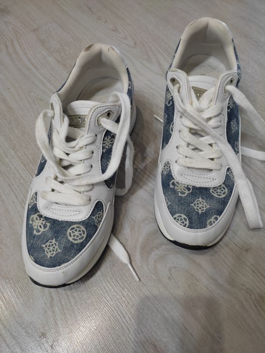 Дамски маратонки Guess