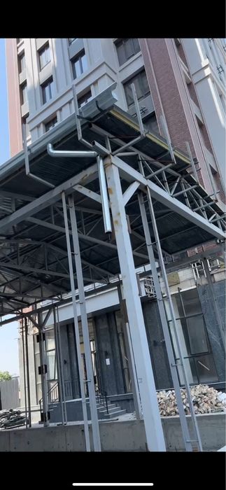 Буз Базар, уг. суд Мирзо-Ул. ЖК «Бруклин» 93кв.м , 11 этаж , 4х комн.