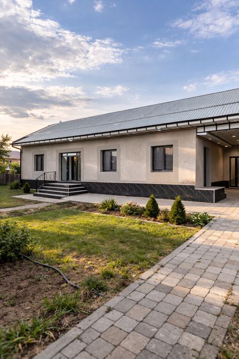 Нуротада Янги, замонавий уй — 8 сотих