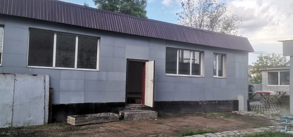 Сдам помещение не менее 100 кв.м