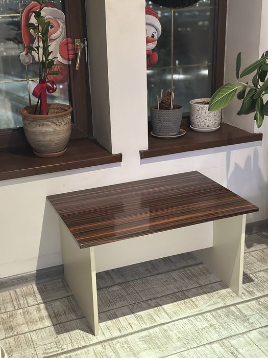 Журнальный столик