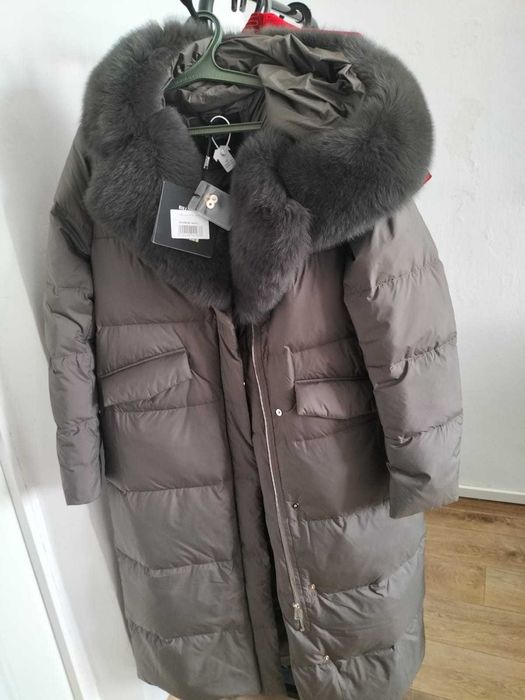 Продам куртку новую