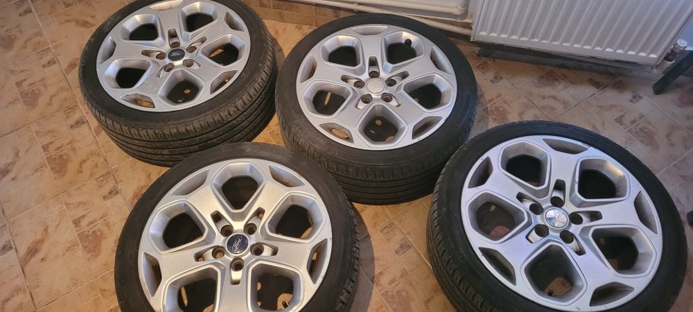 Vand jante originale ford r18.