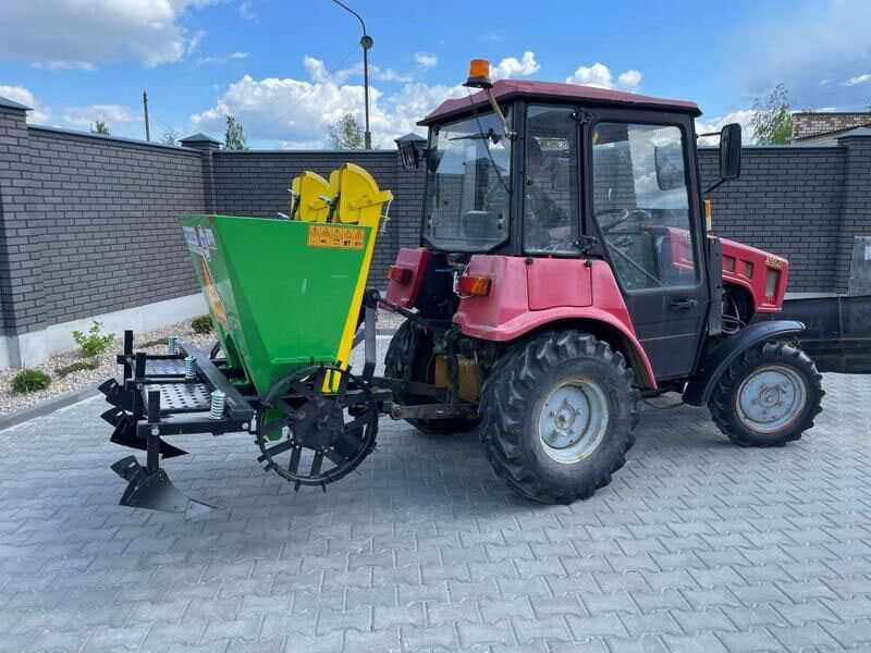 Картофелесажалка бункер 180 и 300 кг двухрядная навесная D-POL