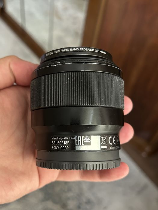 Продается объектив Sony 50mm f/1.8