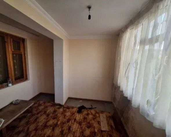 2х комнатная квартира имеется 6м балкон, югославский проект