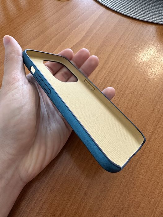 Кейс / Case - iPhone 14 Pro