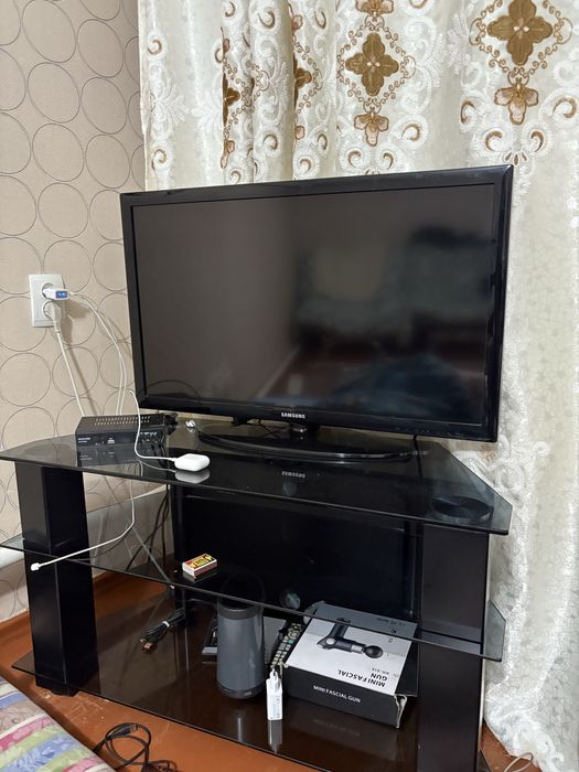 Телевизор самсунг