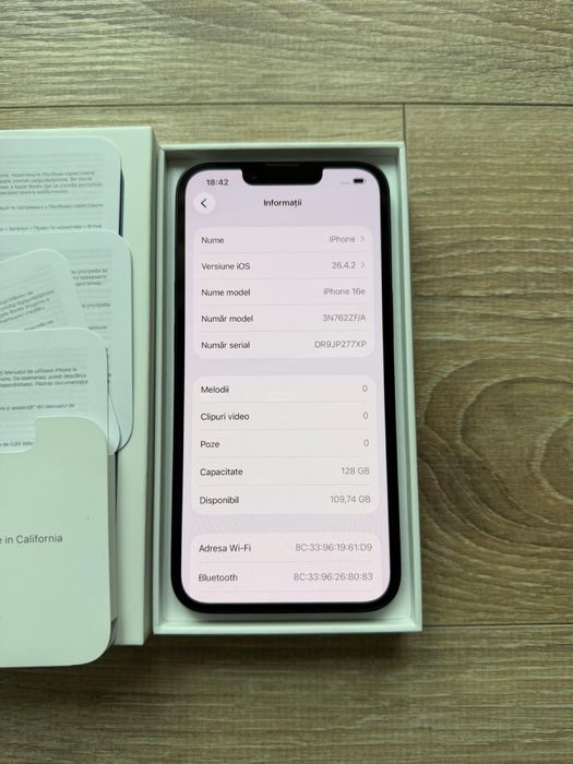 Iphone 16 e, NOU, 128 gb, bat.100% - negru