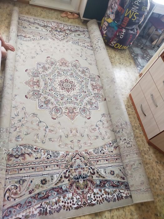 Продам палас почти новый