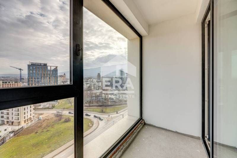 Продава се Тристаен апартамент в София, Хладилника - 127 кв.м за 1839 €/кв.м - Снимка #2